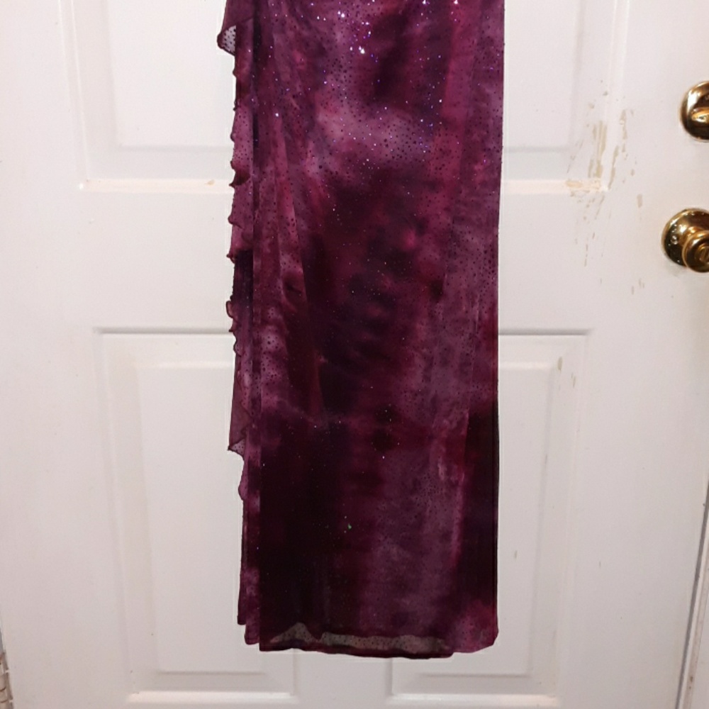NWT City triangle gown - Picture 3 of 5
